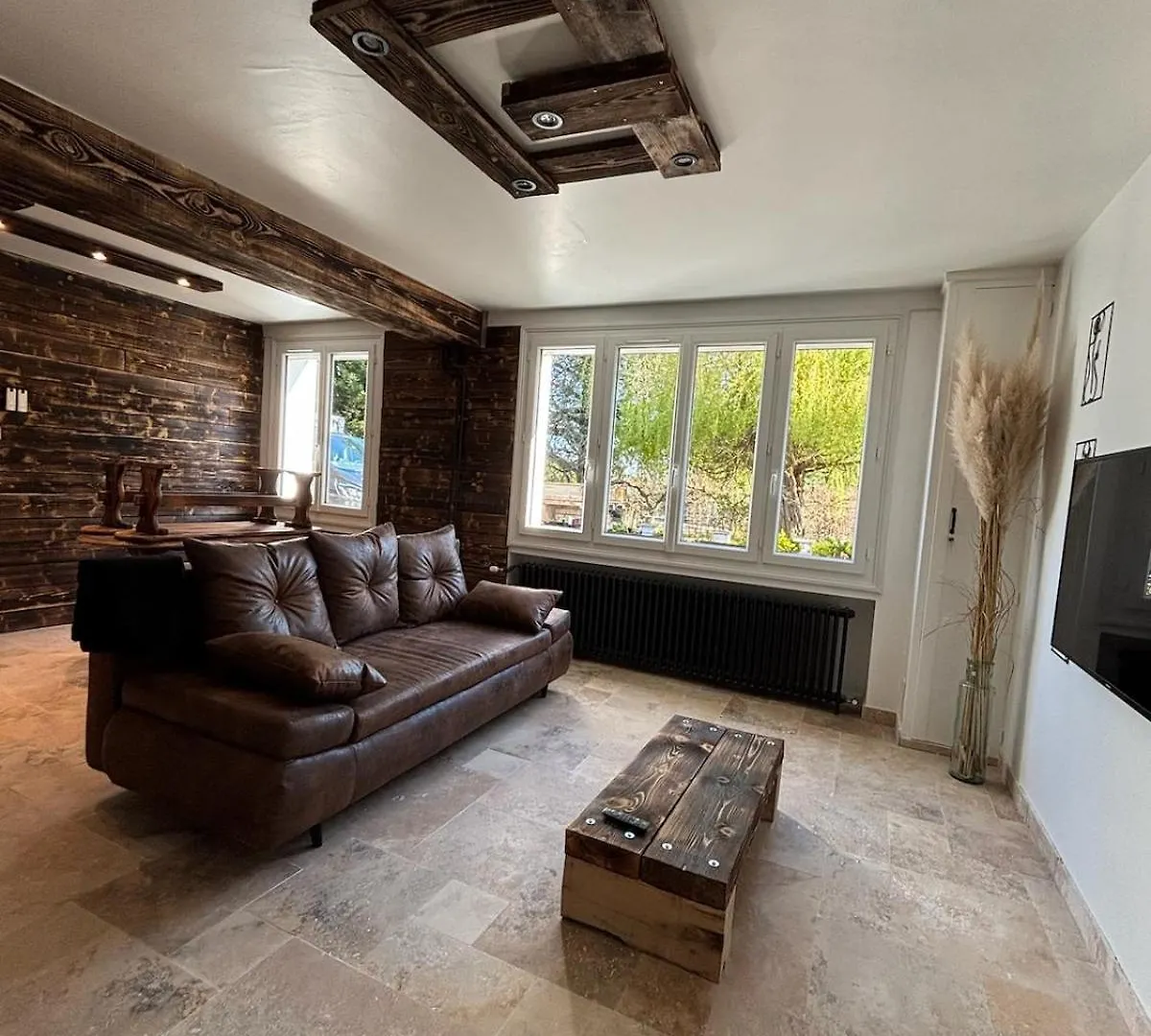 Chez Duch' Apartment Mably